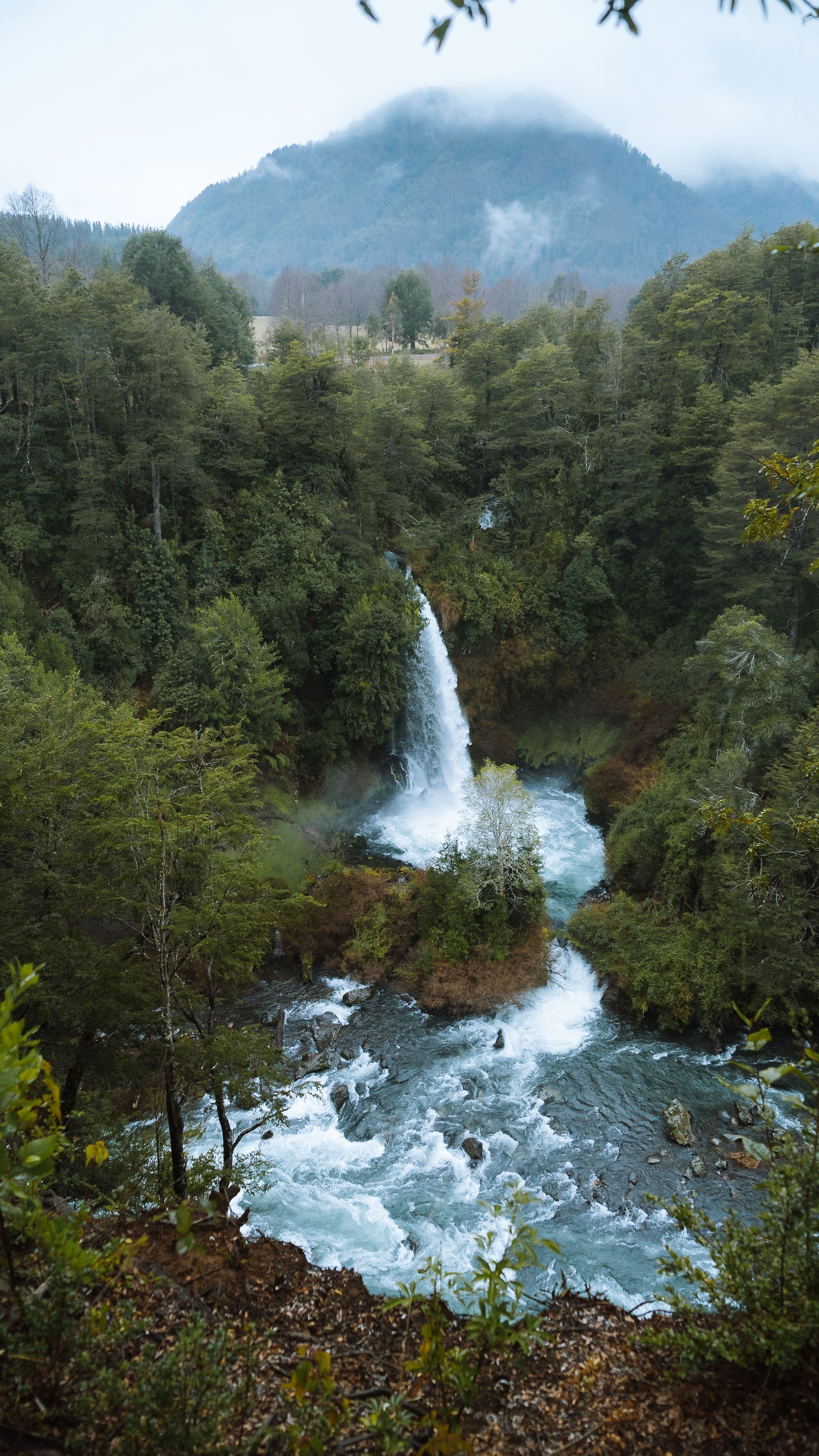 Cascada de los Alerces y Seis Lagos