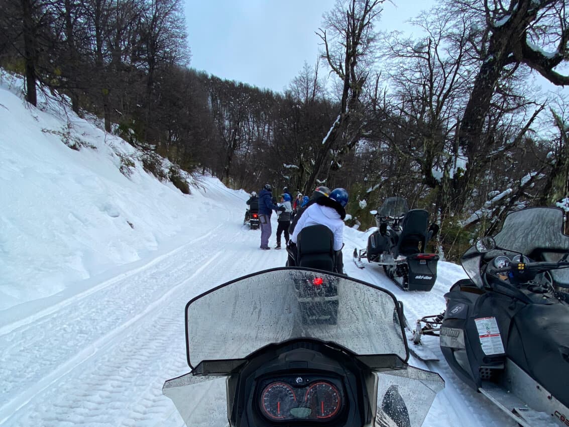 La Cueva – Travesía Diurna en Moto de Nieve y Cuatriciclos