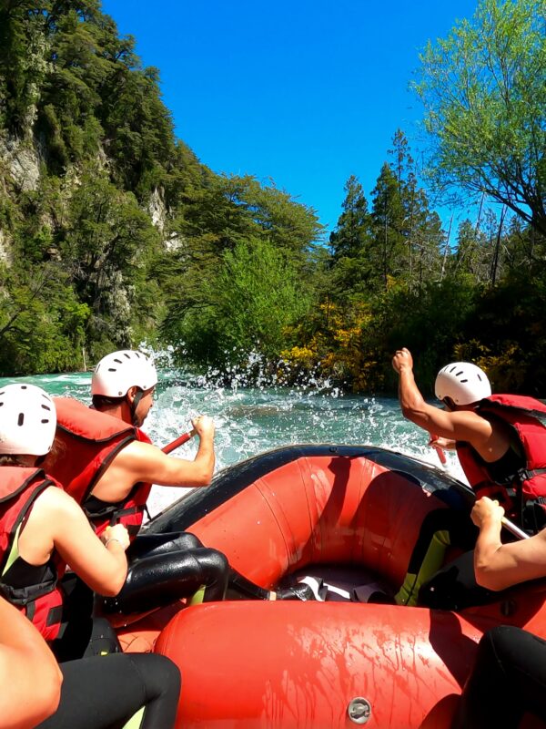 Rafting al límite con Chile con traslado - Imagen 1